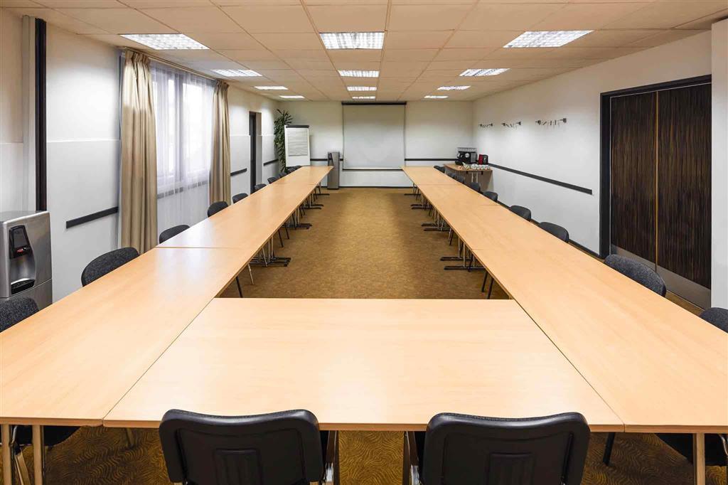 Отель Ibis London Luton Airport Удобства фото